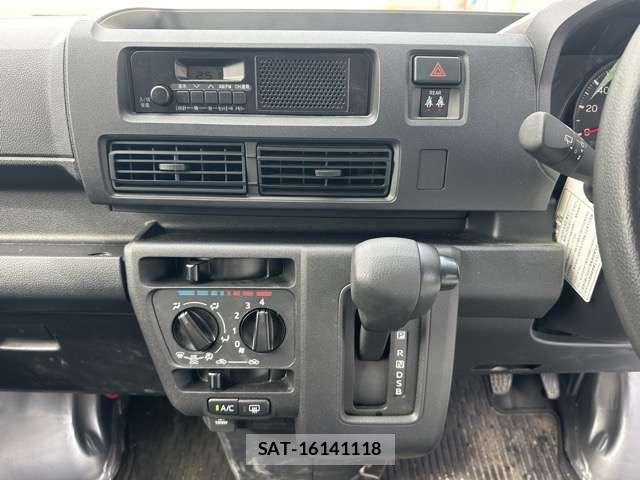 Daihatsu HIJET CARGO 2022-07 8035899-13
