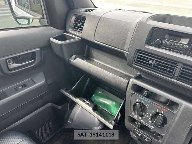 Daihatsu HIJET CARGO 2022-07 8035899-14