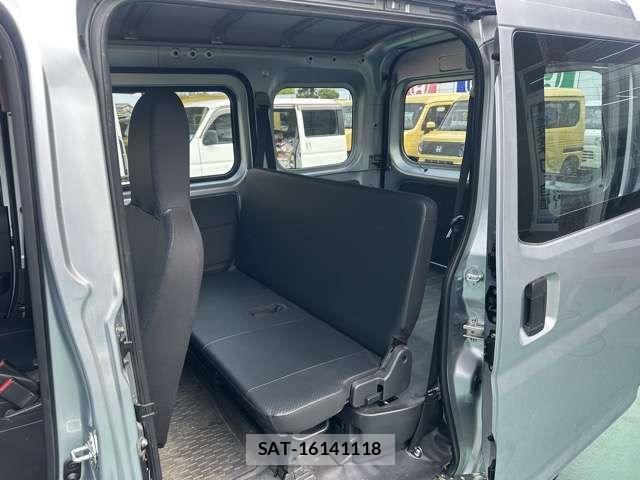 Daihatsu HIJET CARGO 2022-07 8035899-3