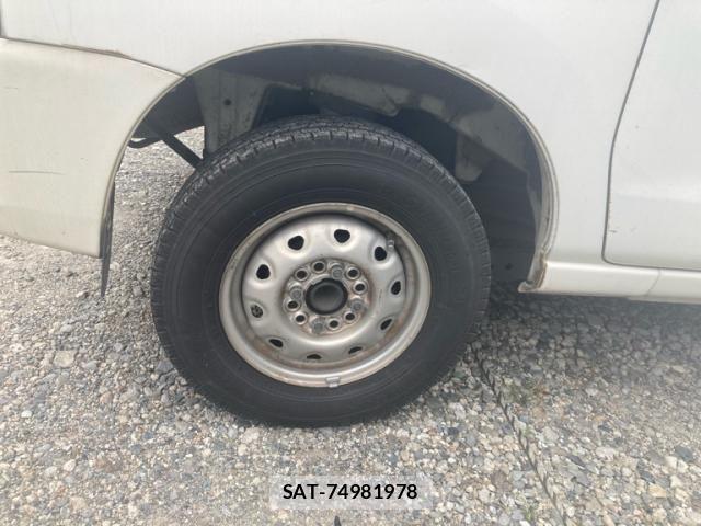 Daihatsu HIJET CARGO 2012-07 8035907-5