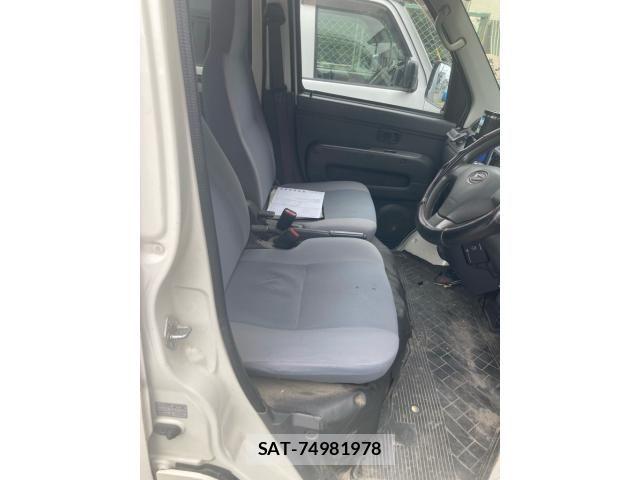 Daihatsu HIJET CARGO 2012-07 8035907-8