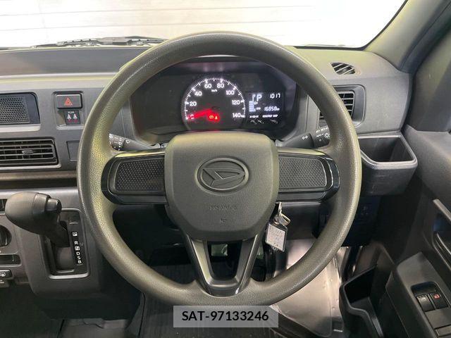 Daihatsu HIJET CARGO 2022-07 8035901-10
