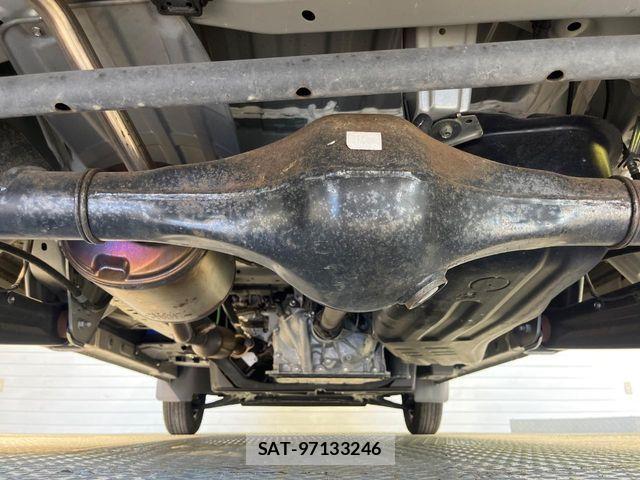 Daihatsu HIJET CARGO 2022-07 8035901-18
