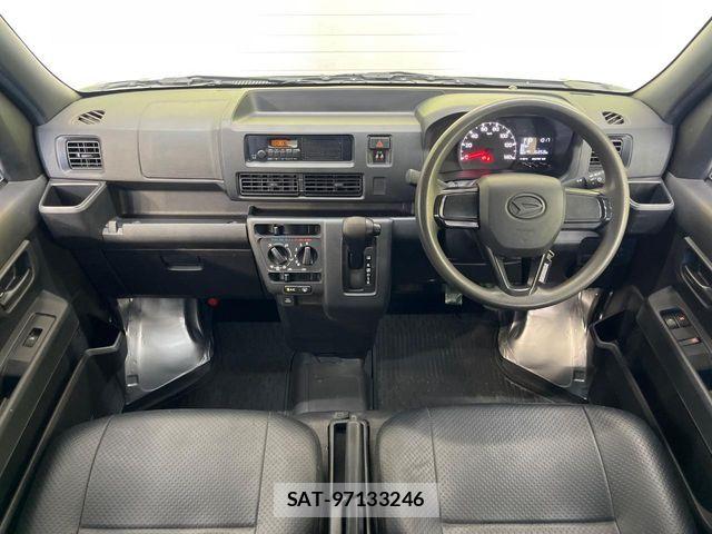 Daihatsu HIJET CARGO 2022-07 8035901-1