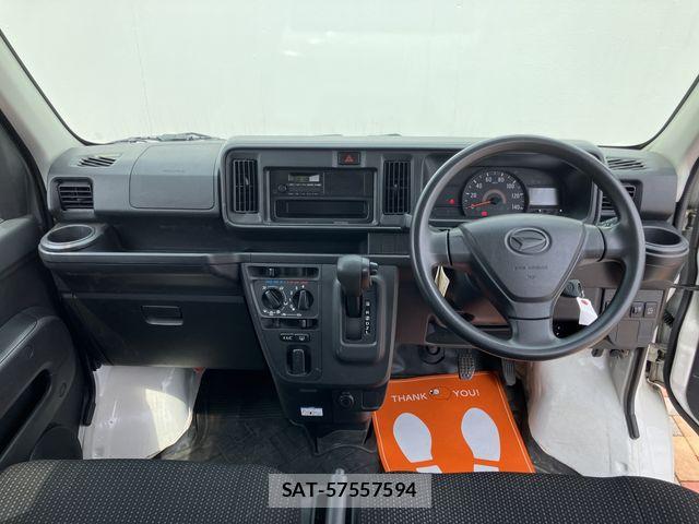 Daihatsu HIJET CARGO 2021-06 8035902-9