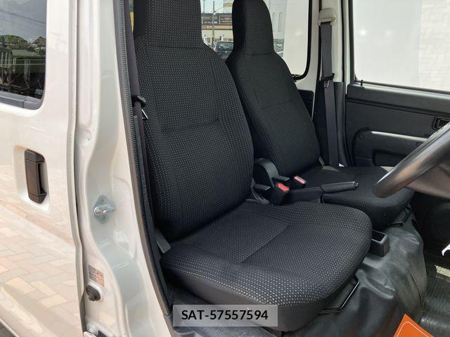 Daihatsu HIJET CARGO 2021-06 8035902-10