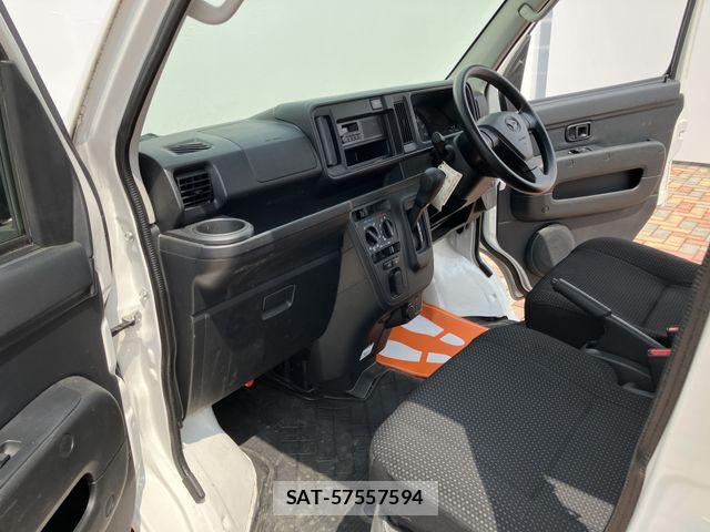 Daihatsu HIJET CARGO 2021-06 8035902-24