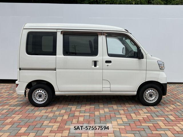 Daihatsu HIJET CARGO 2021-06 8035902-5
