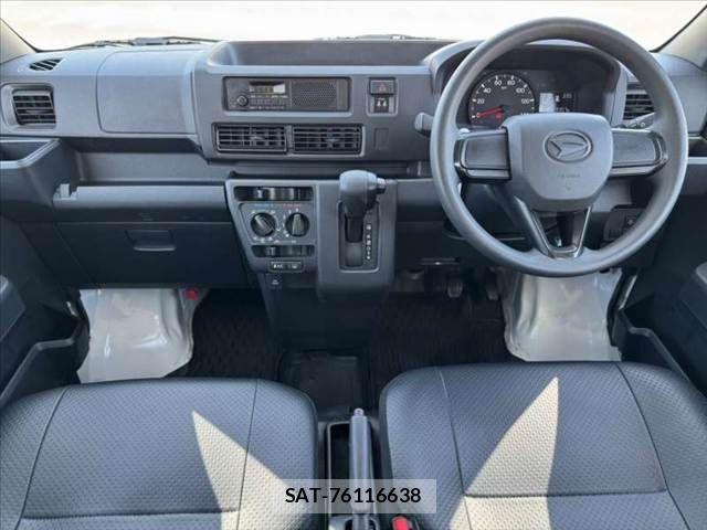 Daihatsu HIJET CARGO 2024-11 8073970-1