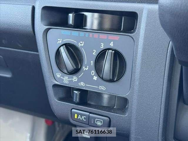 Daihatsu HIJET CARGO 2024-11 8073970-4