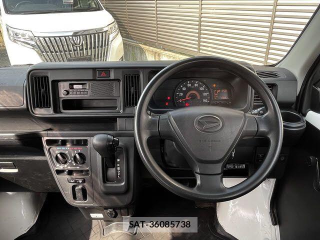 Daihatsu HIJET CARGO 2020-04 8073973-1
