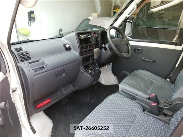 Daihatsu HIJET CARGO 2011-09 8073974-13