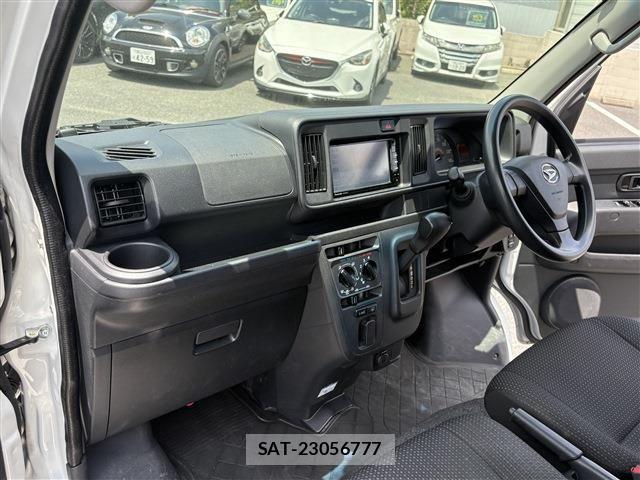 Daihatsu HIJET CARGO 2018-07 8073972-20