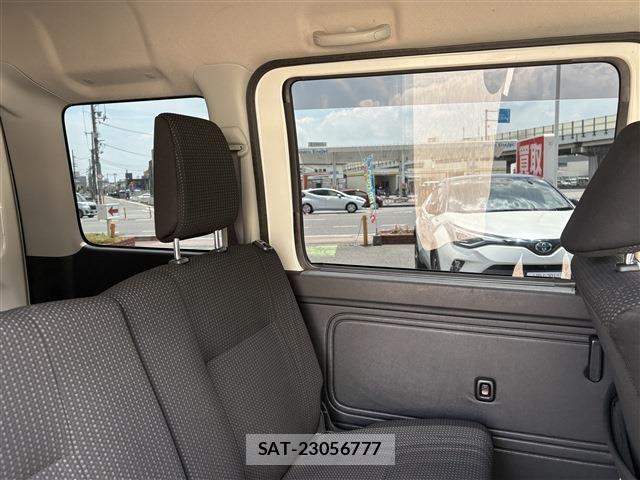 Daihatsu HIJET CARGO 2018-07 8073972-23
