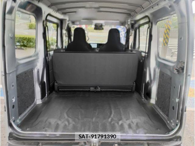 Daihatsu HIJET CARGO 2022-05 8099536-17