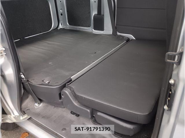 Daihatsu HIJET CARGO 2022-05 8099536-19