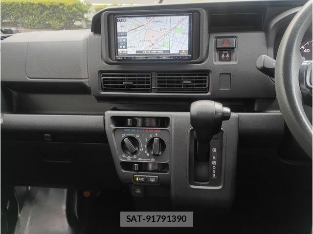 Daihatsu HIJET CARGO 2022-05 8099536-8