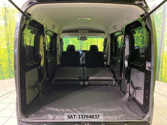 Daihatsu HIJET CARGO 2022-04 8099534-9