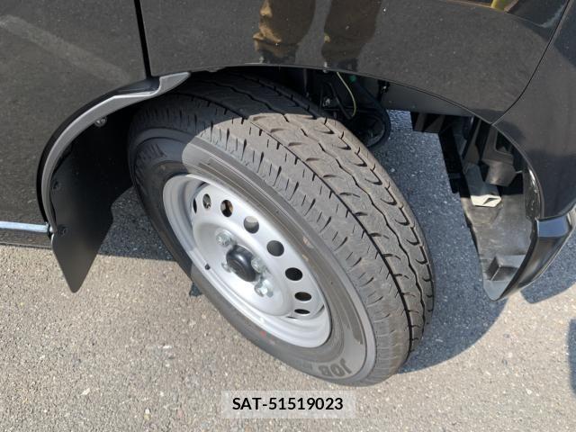 Daihatsu HIJET CARGO 2026-07 8099533-23