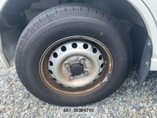 Daihatsu HIJET CARGO 2014-07 8099553-9