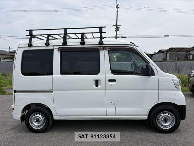 Daihatsu HIJET CARGO 2021-06 8099544-3