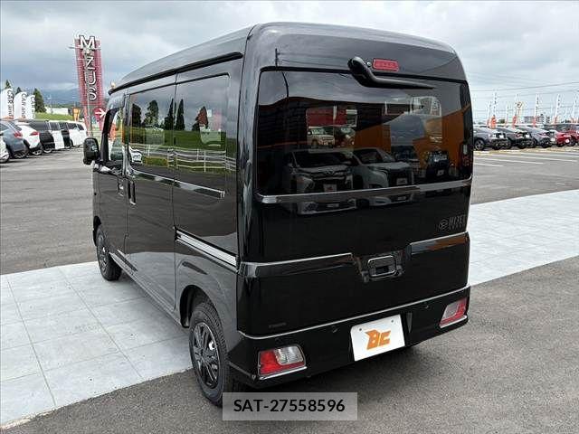 Daihatsu HIJET CARGO 2026-04 8130471-14