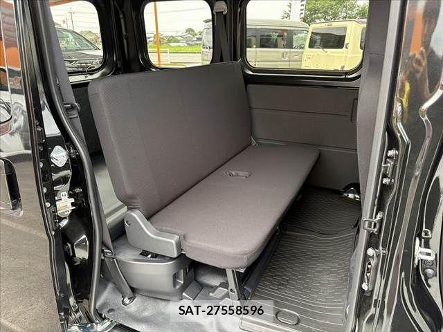 Daihatsu HIJET CARGO 2026-04 8130471-17