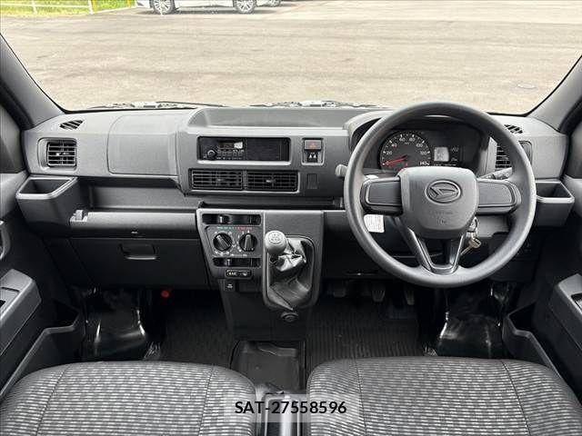 Daihatsu HIJET CARGO 2026-04 8130471-1