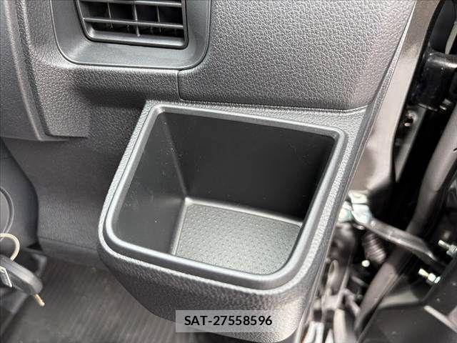 Daihatsu HIJET CARGO 2026-04 8130471-22
