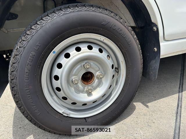 Daihatsu HIJET CARGO 2017-12 8130472-29
