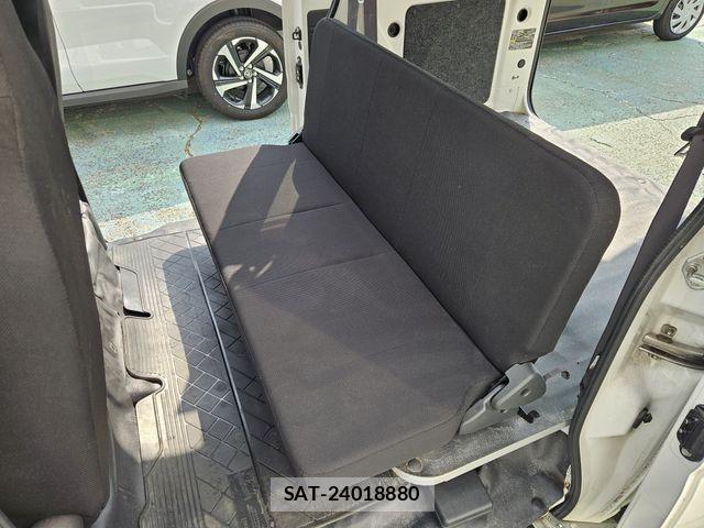 Daihatsu HIJET CARGO 2020-06 8130475-14