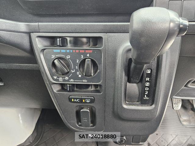 Daihatsu HIJET CARGO 2020-06 8130475-21