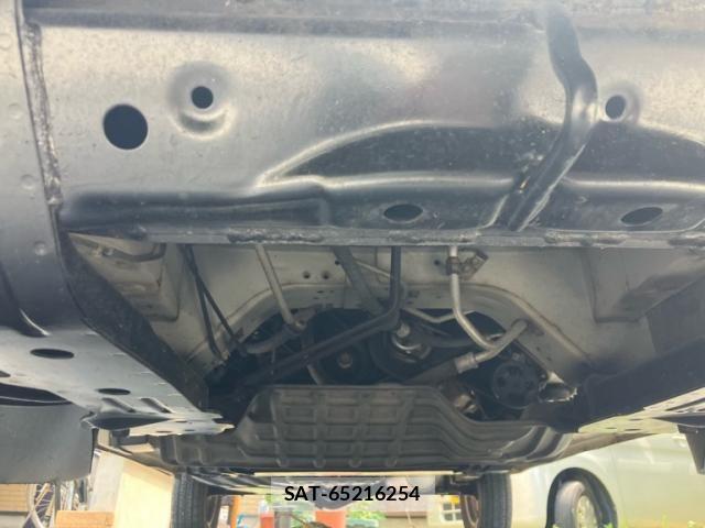 Daihatsu HIJET CARGO 2004-12 8130480-3