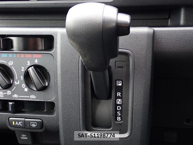 Daihatsu HIJET CARGO 2022-05 8158543-7