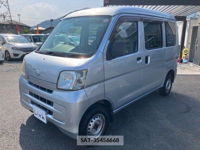 Daihatsu HIJET CARGO 2015-10 8207821-9