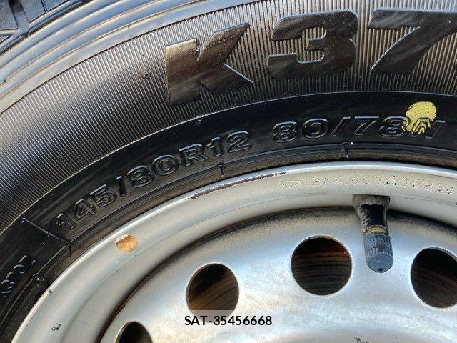 Daihatsu HIJET CARGO 2015-10 8207821-26