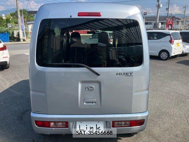 Daihatsu HIJET CARGO 2015-10 8207821-6