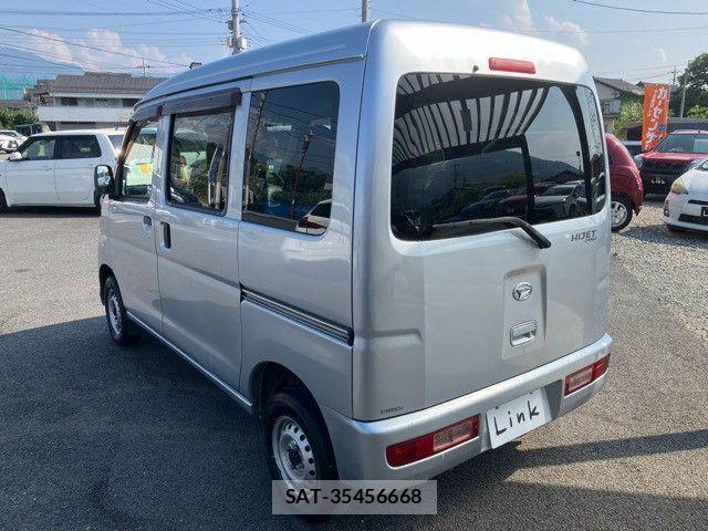 Daihatsu HIJET CARGO 2015-10 8207821-7