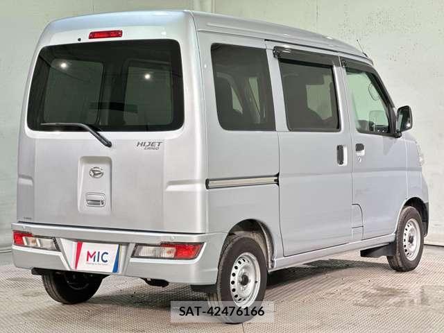 Daihatsu HIJET CARGO 2019-07 8207815-5