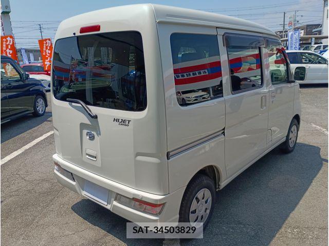 Daihatsu HIJET CARGO 2020-04 8207818-6