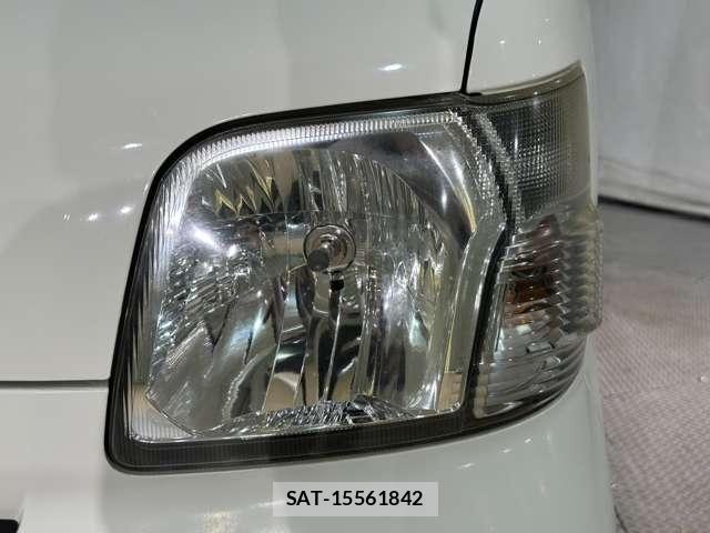 Daihatsu HIJET CARGO 2017-03 8207817-18
