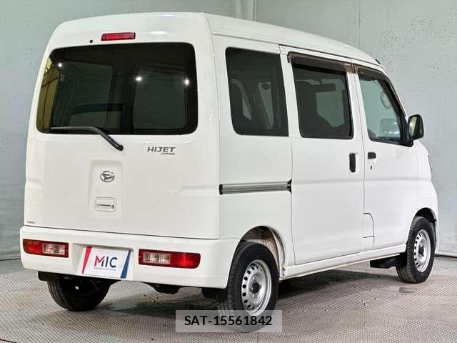 Daihatsu HIJET CARGO 2017-03 8207817-4