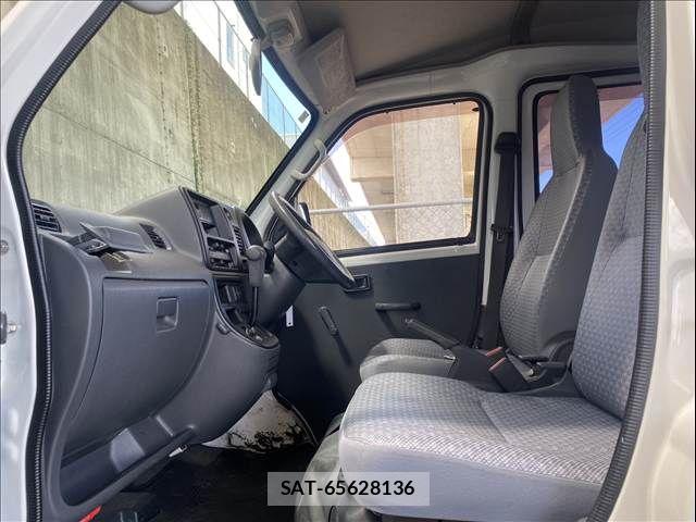 Daihatsu HIJET CARGO 2014-04 8207820-12