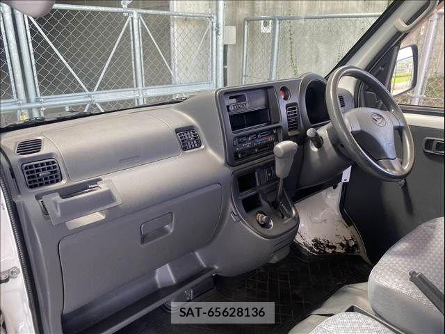 Daihatsu HIJET CARGO 2014-04 8207820-13