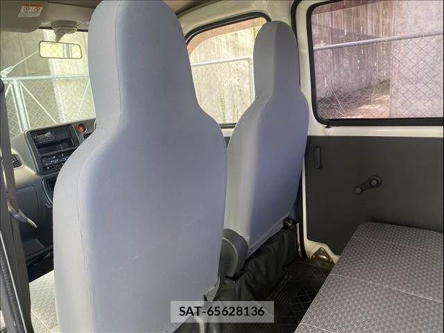 Daihatsu HIJET CARGO 2014-04 8207820-15