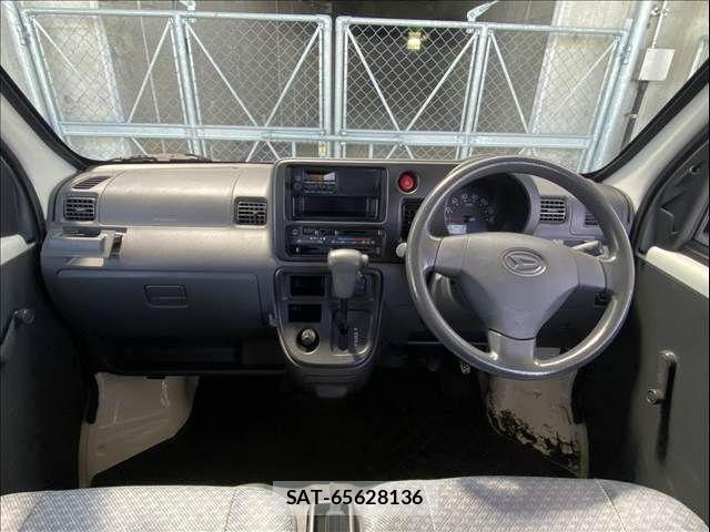 Daihatsu HIJET CARGO 2014-04 8207820-2