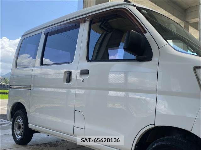 Daihatsu HIJET CARGO 2014-04 8207820-4
