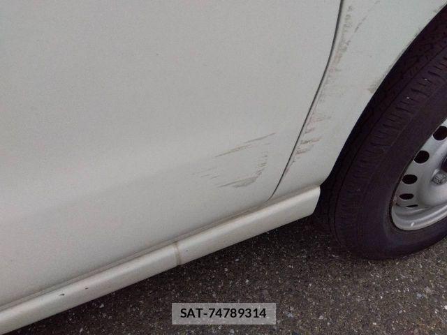 Daihatsu HIJET CARGO 2021-12 8230287-12