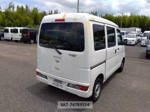 Daihatsu HIJET CARGO 2021-12 8230287-2