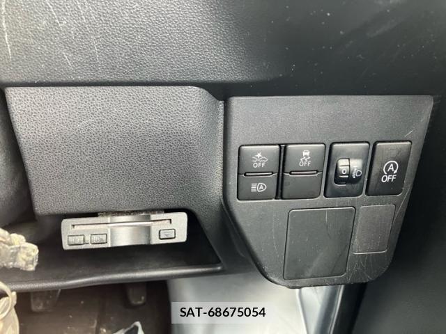 Daihatsu HIJET CARGO 2019-06 8230285-18